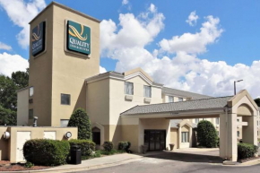 Отель Quality Inn & Suites Raleigh North Raleigh  Роли